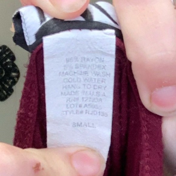 💛 TMG New York maroon faux wrap mini dress - Picture 8 of 8